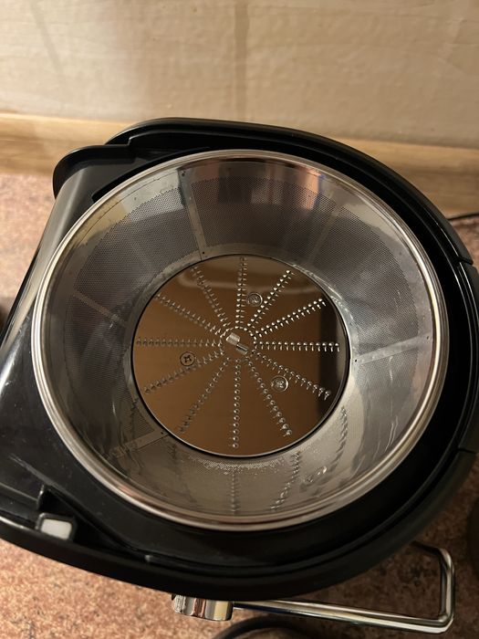 Сокоизстисквачка за плодове и зеленчуци