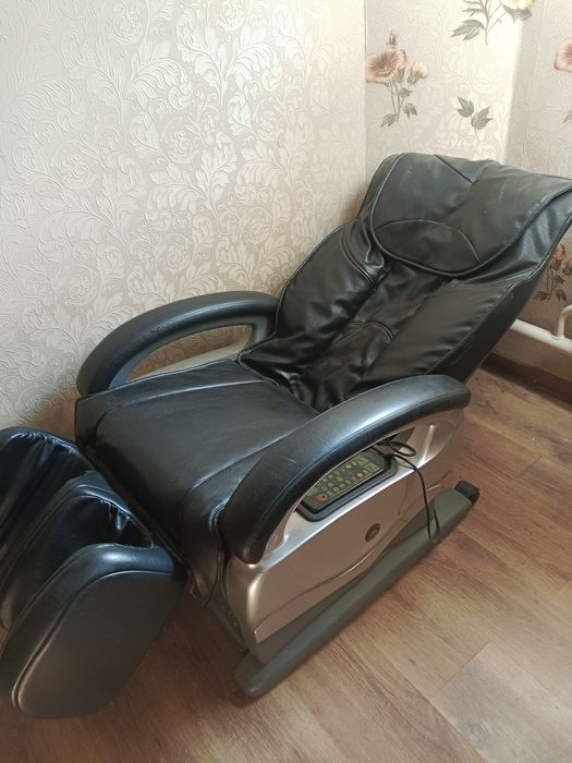 Массажный кресло
