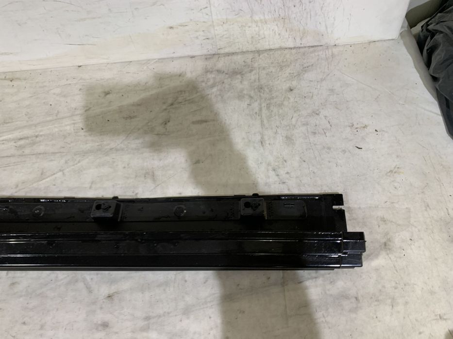 Prag stanga Volvo XC90, 2015, 2016, 2017, 2018, 2019, 2020, 2021, 2022, cod origine OE 31672370.