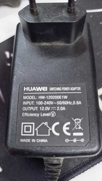 Продавам захранващи адаптери 12V - 1.5A има и по 2.0A