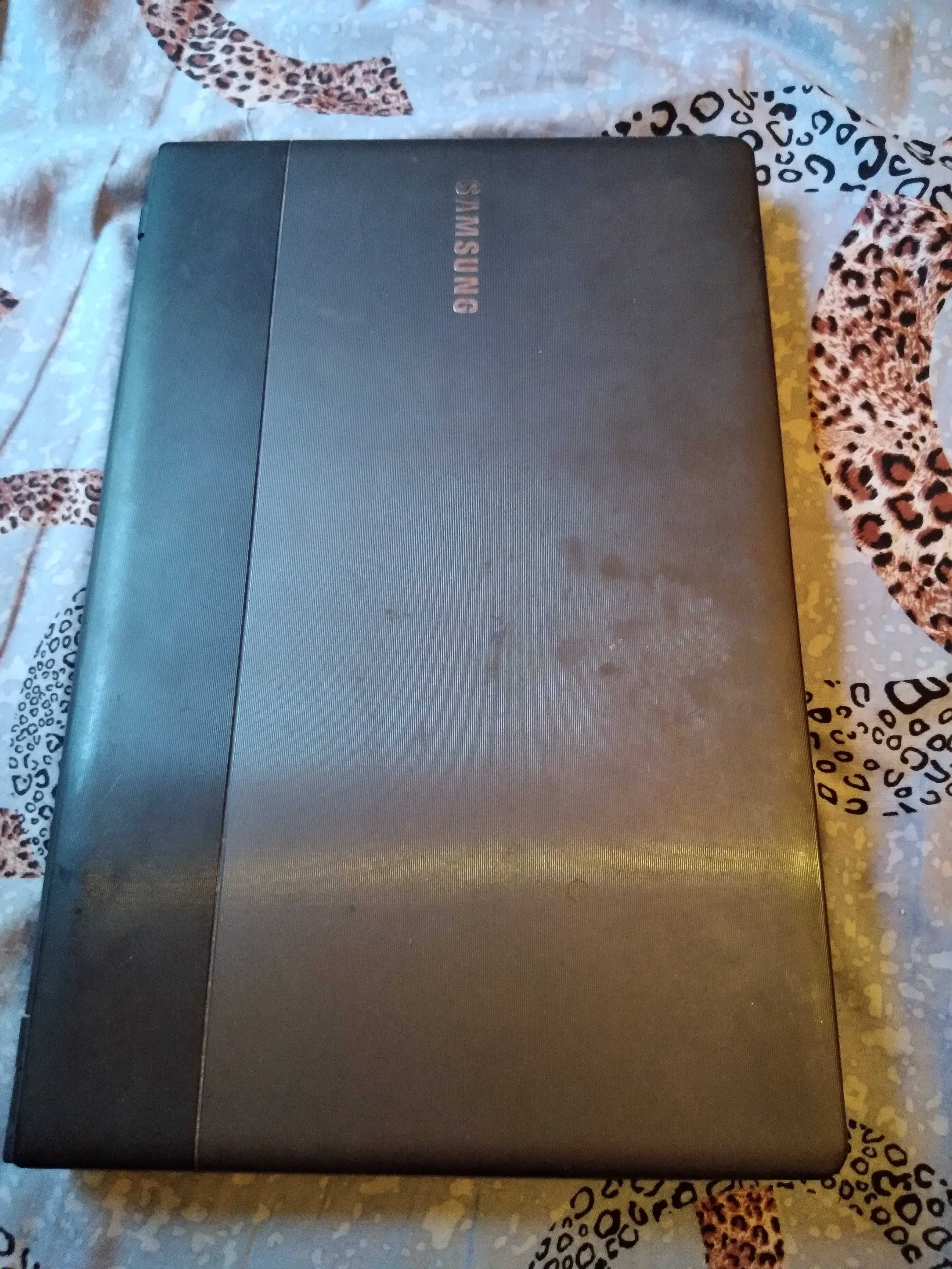 Ноутбук  Samsung Intel