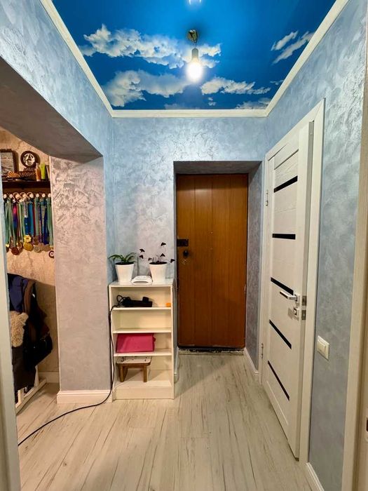 12-микрн  жайлы 1 бөлмелі пәтер сатылады!