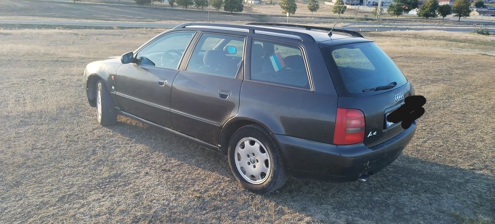 AUDI A4 газ бензин