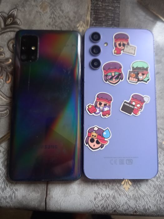 Продам 2 телефона рабочих