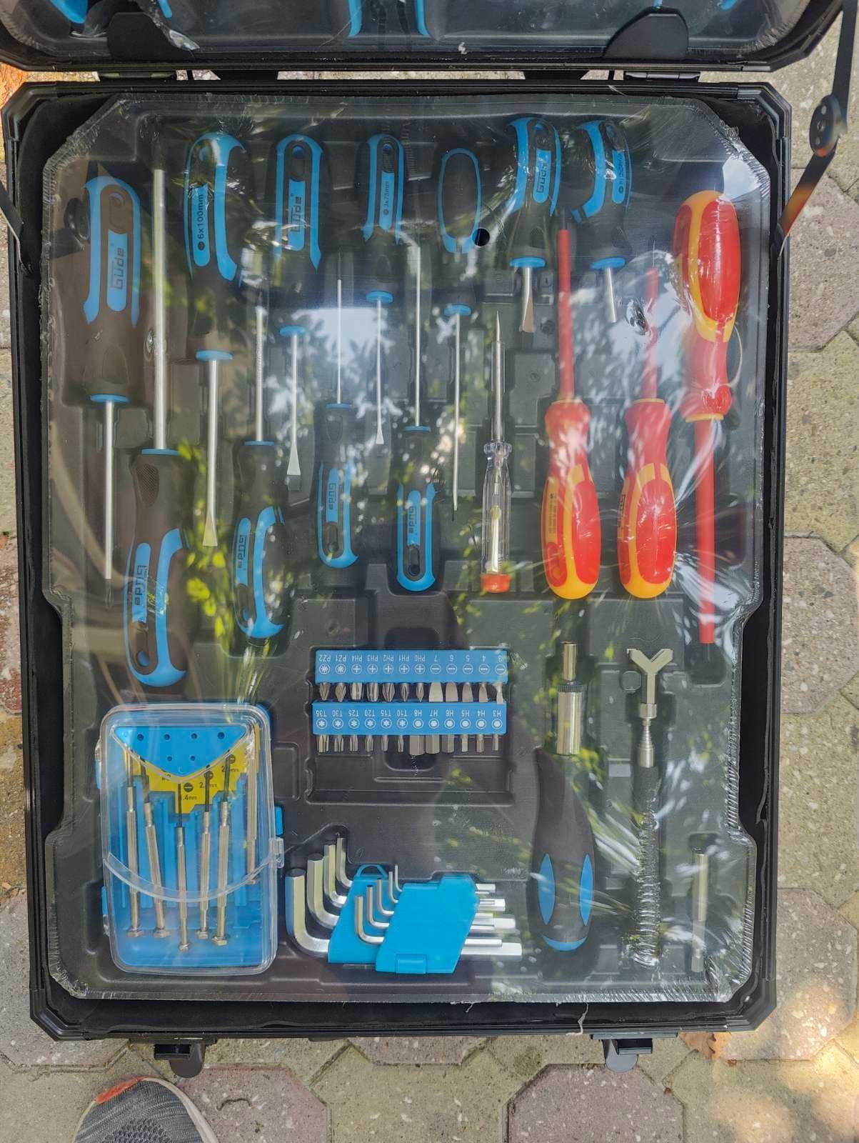 Комплект инструменти в куфар GUDE GWZT 500 части