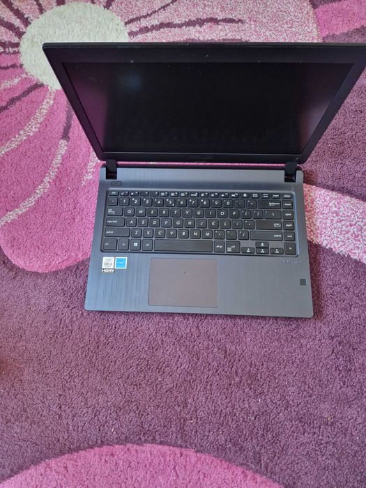 Asus Pro P1440FA