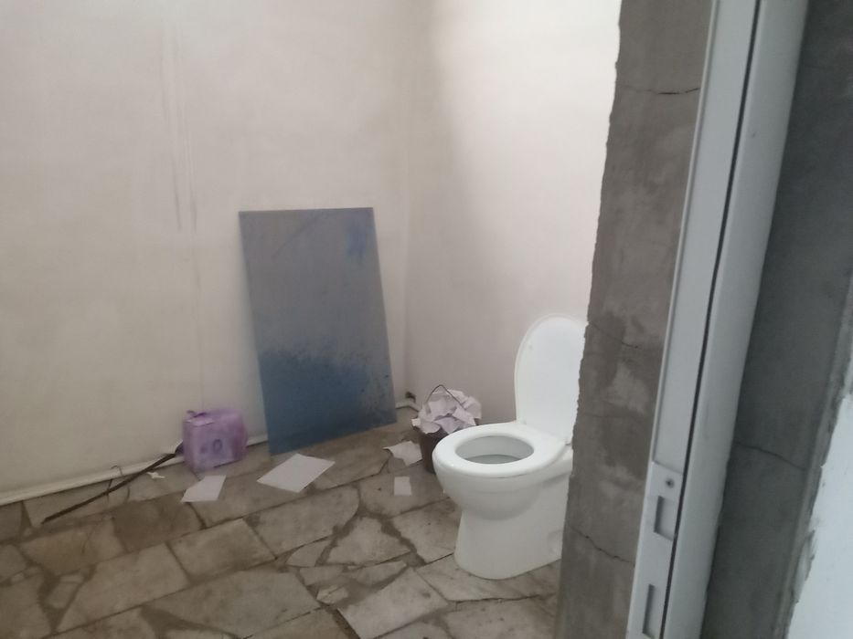 Uy sotiladi farxod savxozda srochna faqat ozgina fasad ishi qogon