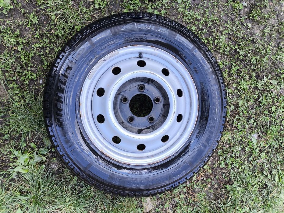 Janta cu cauciuc 225/65/16c Michelin