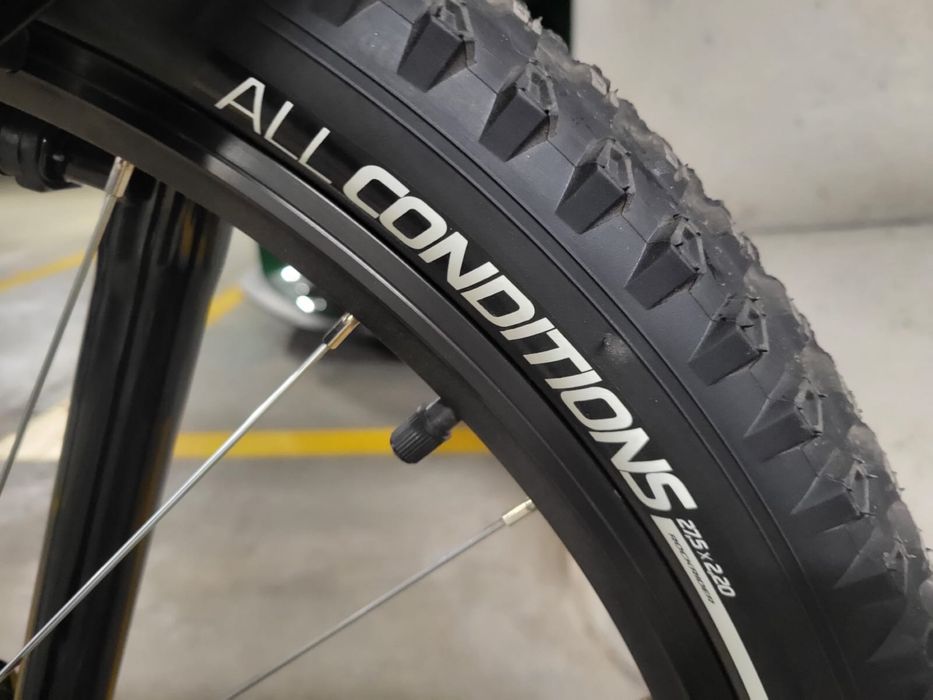 Bicicleta noua nefolosita