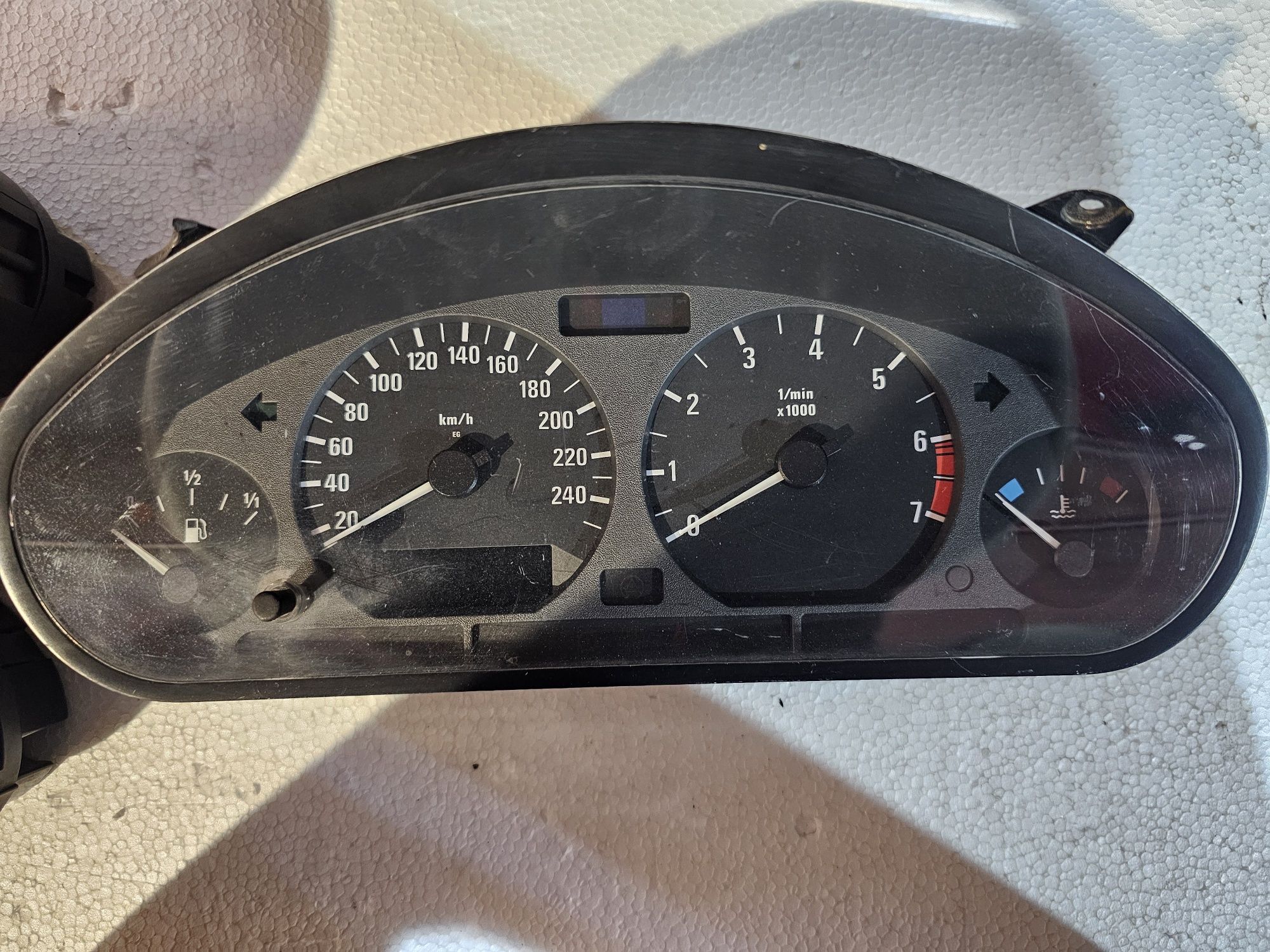 Ceasuri de bord originale BMW E36