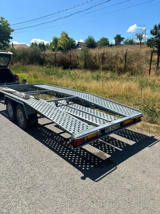 Închiriez platforme auto