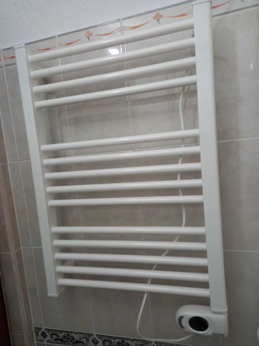 Електрическа лира за баня на марката "Тедан"