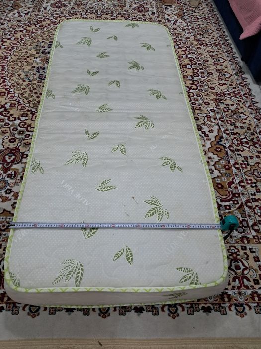 Продам матрасы в хорошо состояние