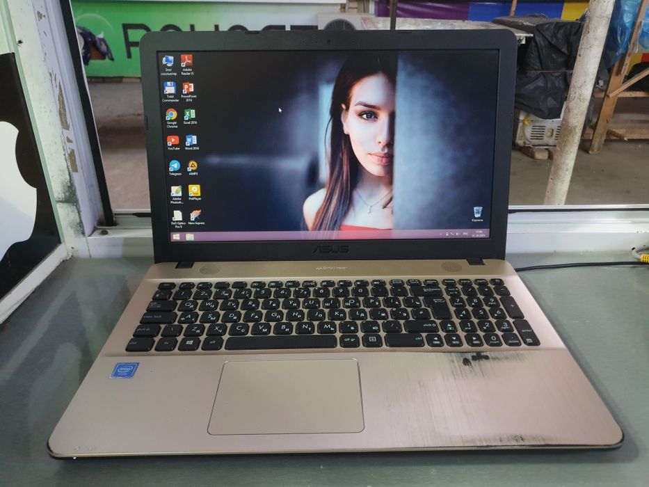Asus (Office) 4GB/500GB Noutbuk Sotiladi.