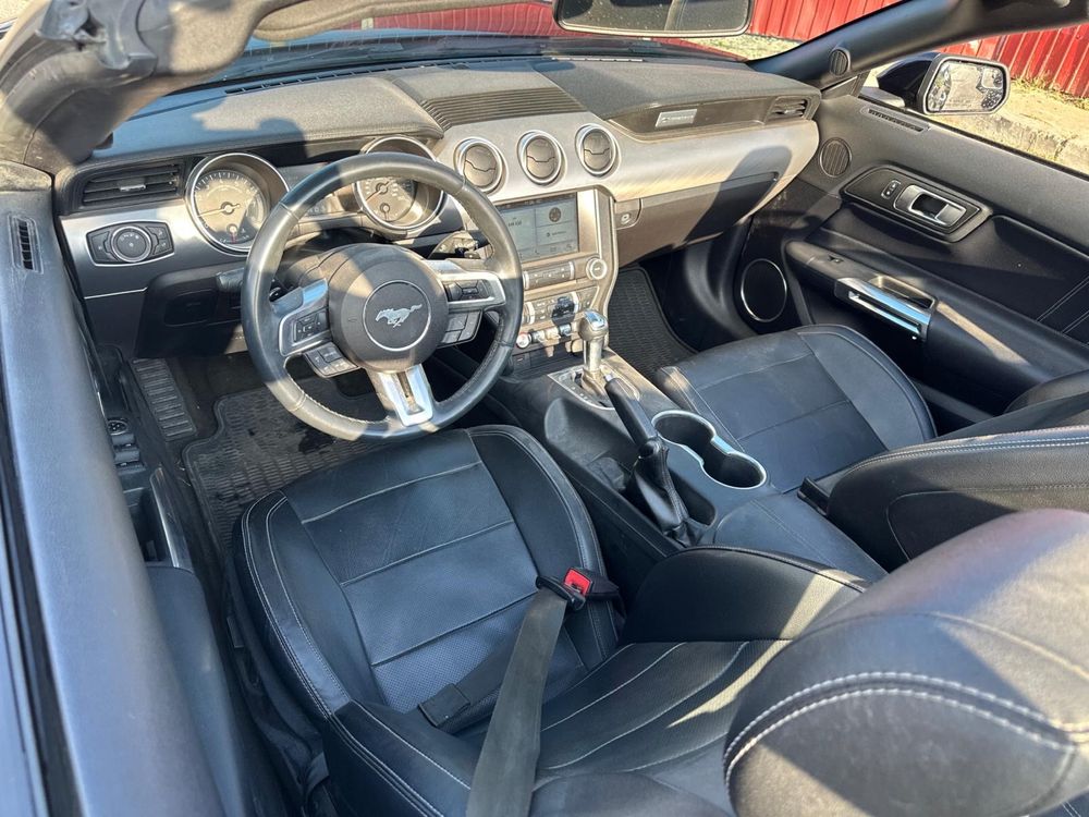 Ford mustang cabrio facelift an 2018 2.3 ecoboost 317cp automat