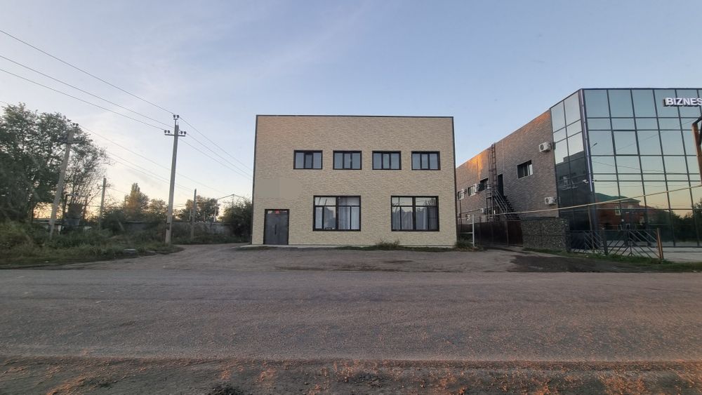 Продам двухэтажное здания