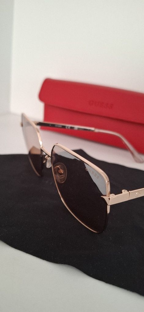 Guess-GU7615 28 U.
