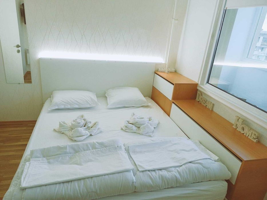 Дава се под наем Многостаен апартамент в Бургас, Изгрев - 90 кв.м за 229.5 € - Снимка #2