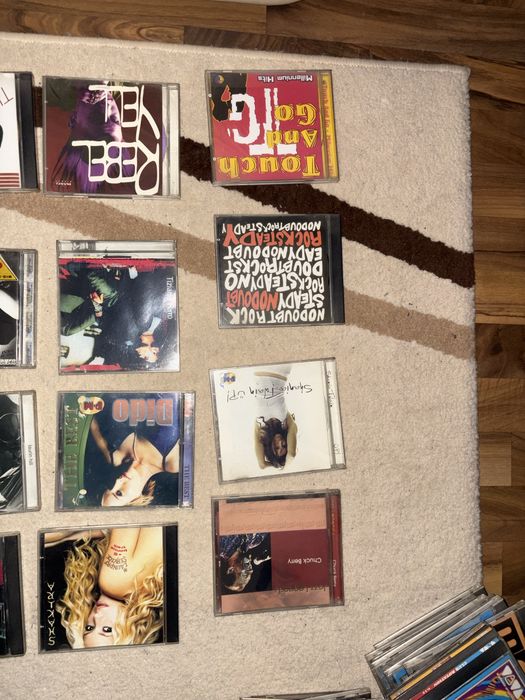 CD-uri din anii ’90–2000