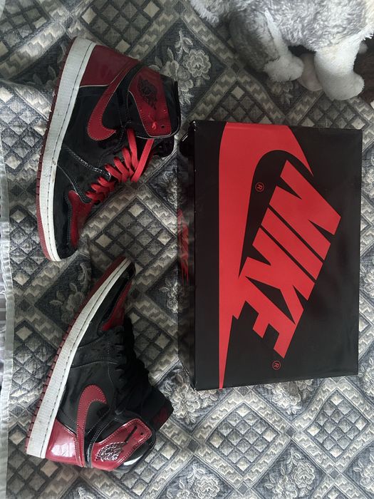 Vând Air Jordan 1 Patent Bred