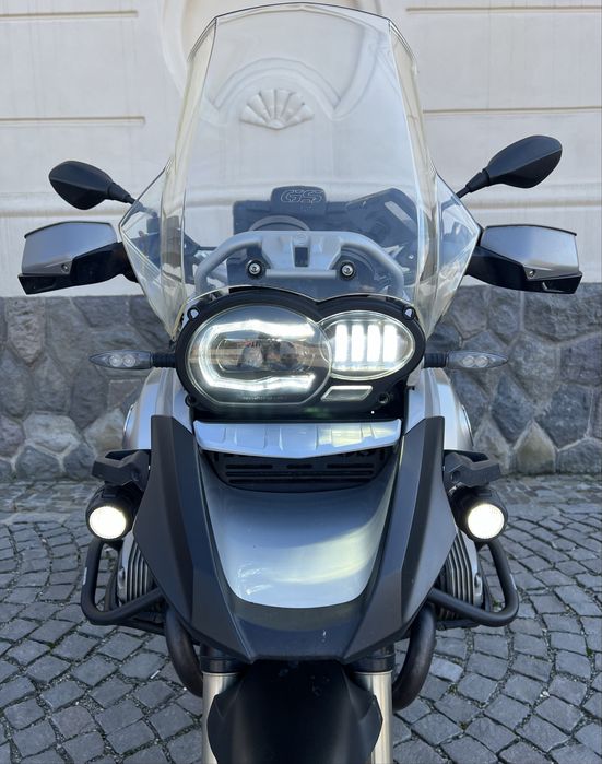 BMW R 1200 GS ( 62.000 Km cu carte service si cu raport CarVertical)