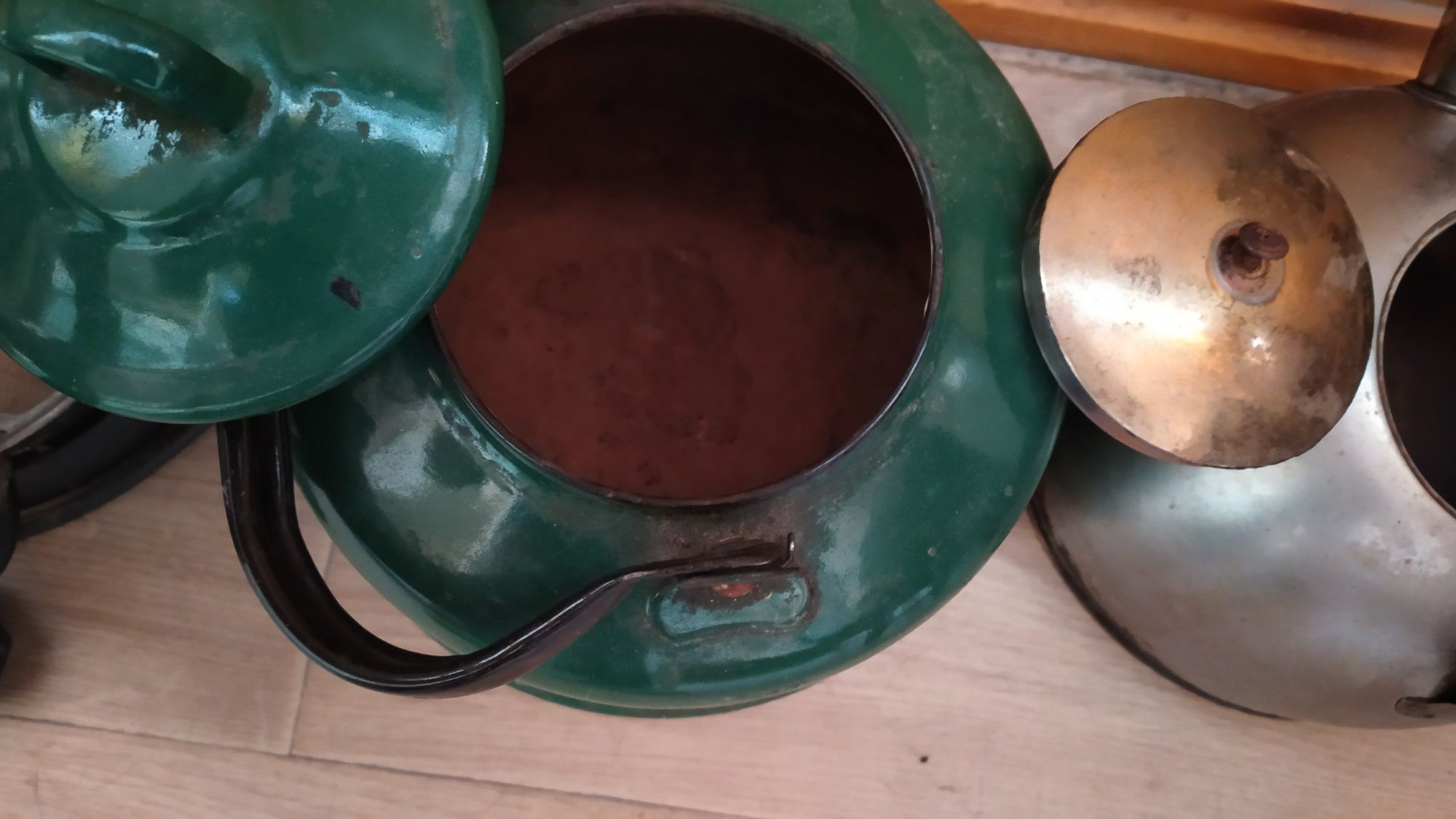 Продам чайники всякие
