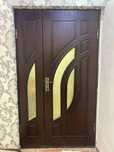 Eshiklar Bir (1) dona  o‘lchami: 110x200 sm, Uch (3) dona 80x200 sm