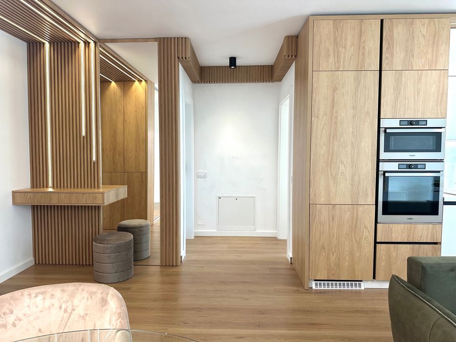 Inchiriez apartament cu 2 camere