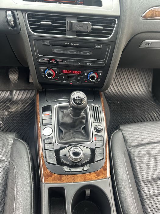 Audi A4 Full option trapa/sirocol/drive select/ventilatie in scaune.