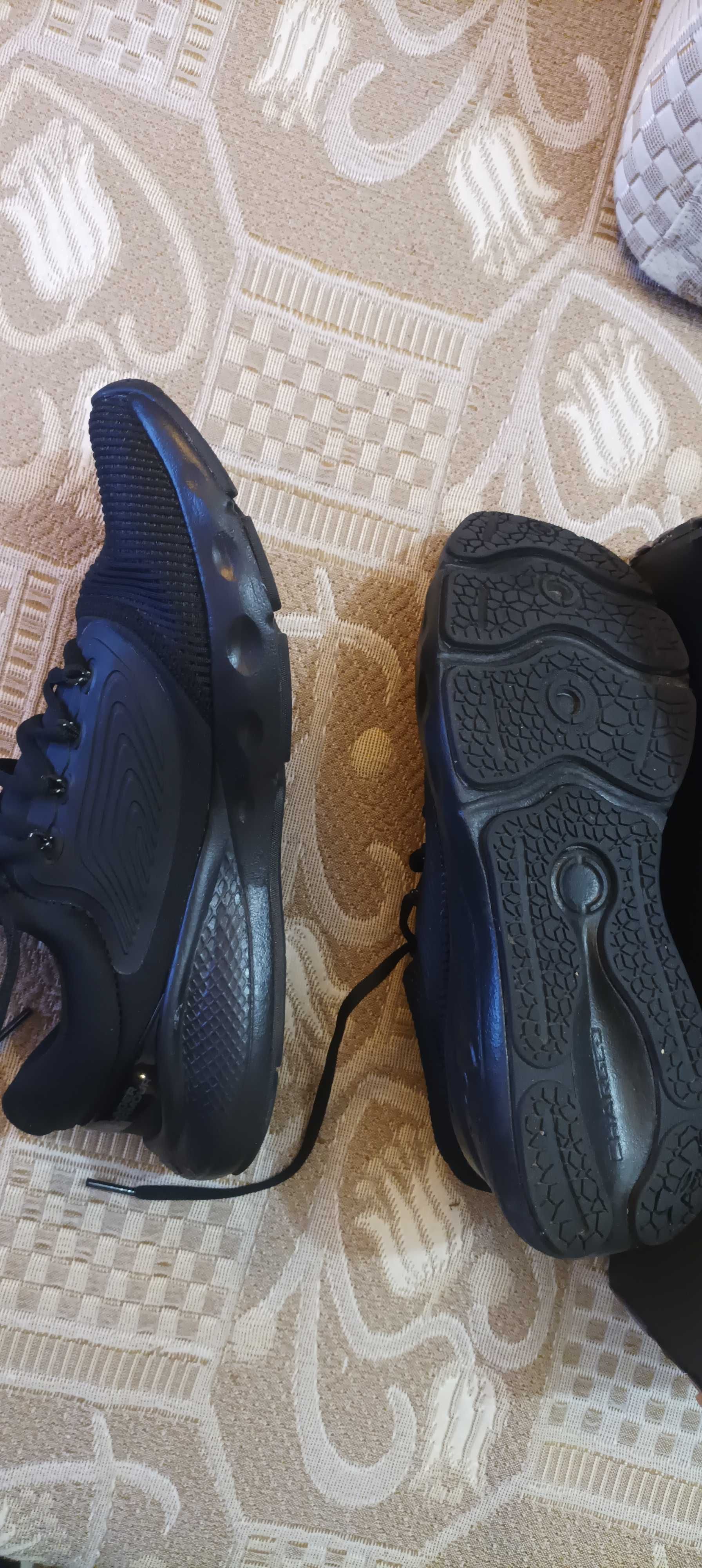 Маратонки Under Armour UA Charged Vantage