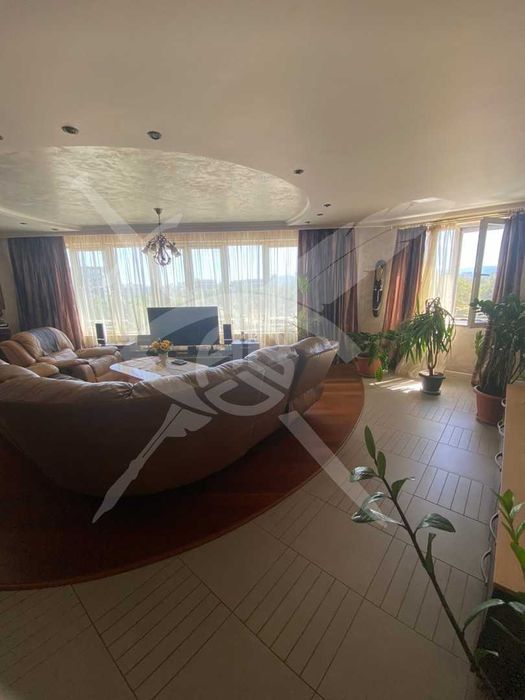 Продава се Тристаен апартамент в София, Студентски град - 145 кв.м за 1850 €/кв.м - Снимка #4