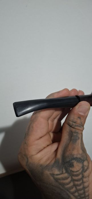 Pipa tutun deosebita