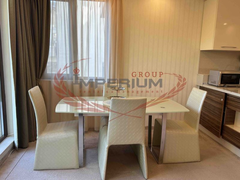 Дава се под наем Двустаен апартамент в Варна, Бриз - 70 кв.м за 714 € - Снимка #2