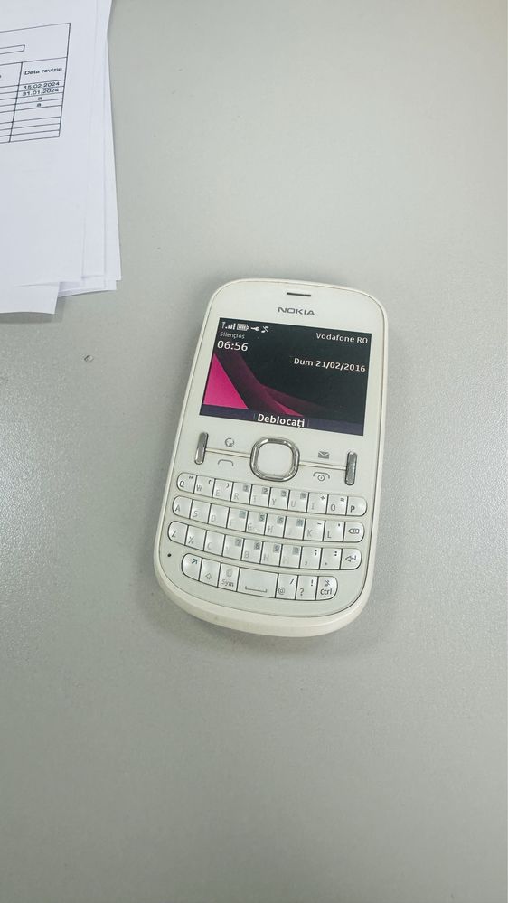 Nokia Asha 201 Liber de retea