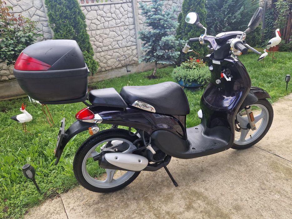 Scuter Yamaha Why, an 2009, 50cm, înmatriculat cu carte RAR, impecabil