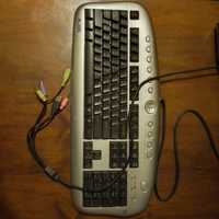 Компьютерные мышь и клавиатура