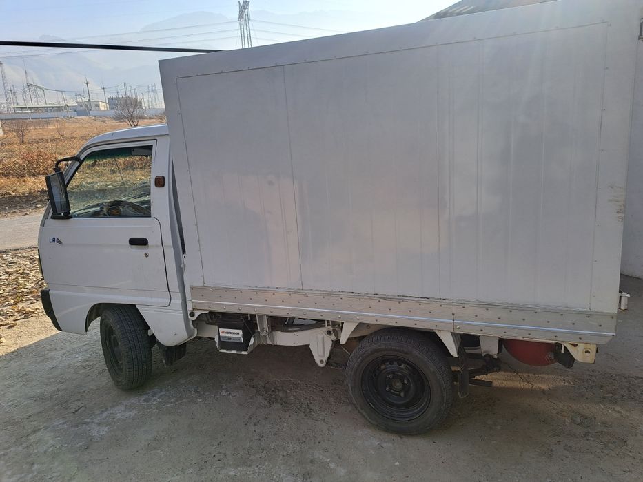 Дамас бутка сендвичли