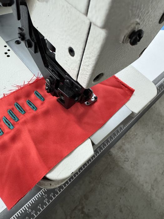 Masina cusut butoniere JACK