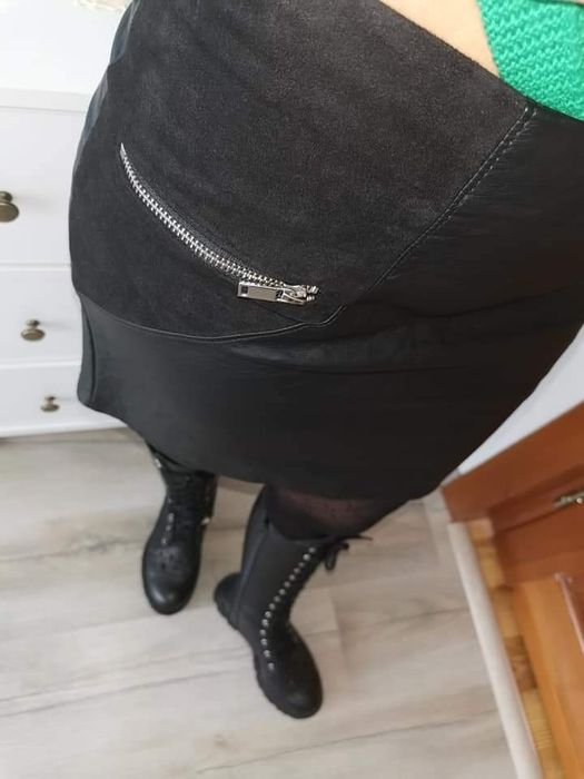 Fustă din piele sintetică