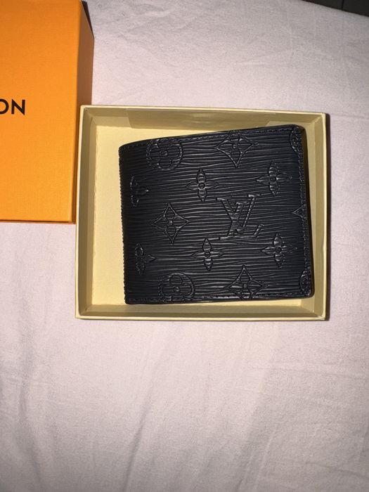 Портфейл Louis Vuitton чисто нов