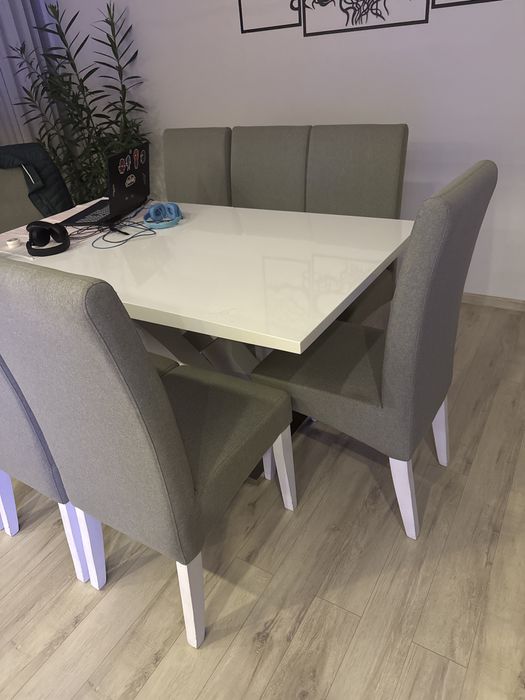 Vand scaun 75lei bucata (set de 8 scaune)