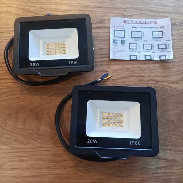 НОВИ! LED Прожектори 20W, топло бяло, водоустойчиви, 2 бр/к-кт