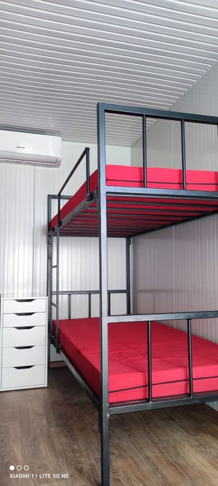 Vând pătuțuri suprapuse Noi.