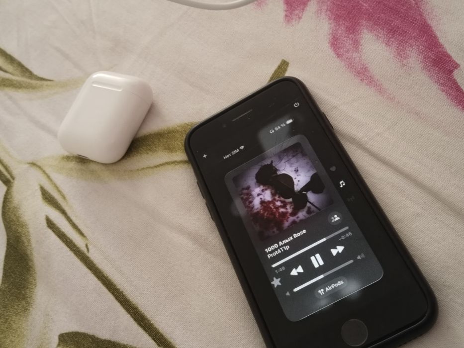 Обменяю Макбук и айфон на хороший ноут