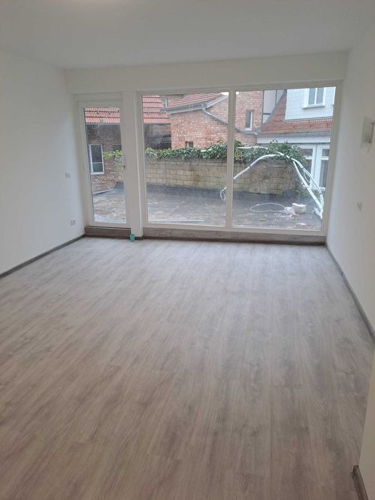 Anunț Servicii Renovări Apartamente – Profesionalism și Calitate!