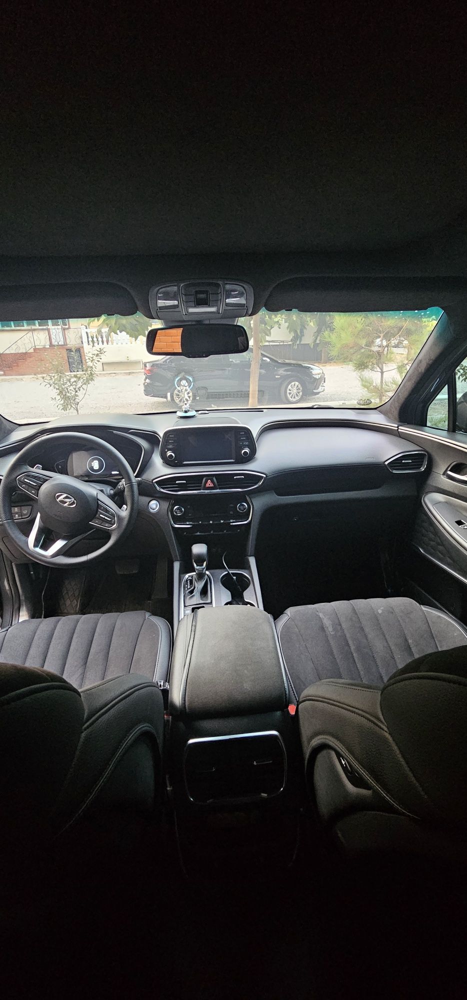 Hyundai Santafe 2020yil probeg 92.000 km full pozitsya