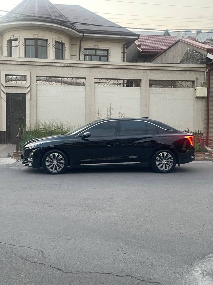 Hongqi eqm-5 500 km