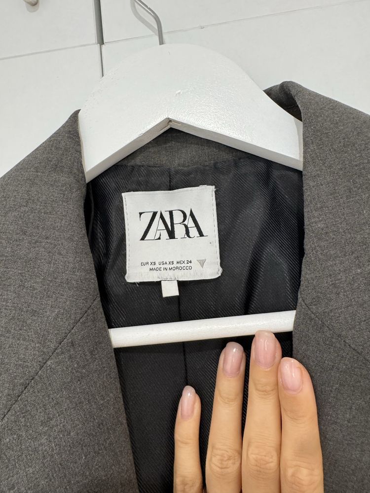 Сиво оувърсайз сако Zara Размер XS