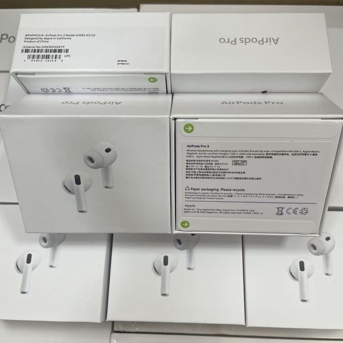 APPLE Airpods Pro 3 •