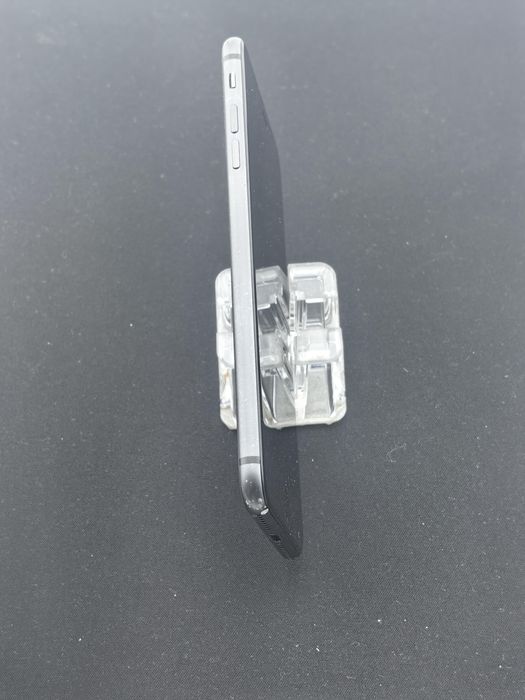 Apple iPhone 8 Plus 64 GB ID-owi217